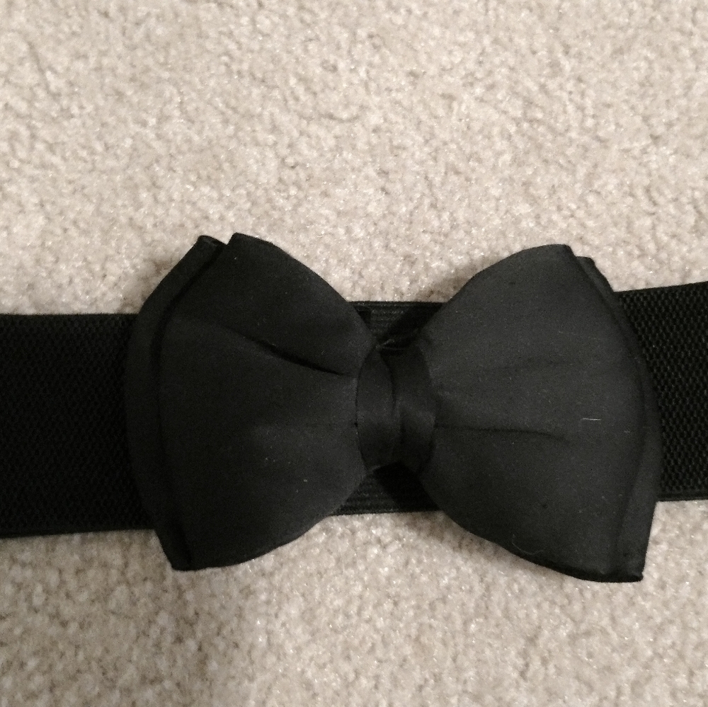 Black Bow Belt